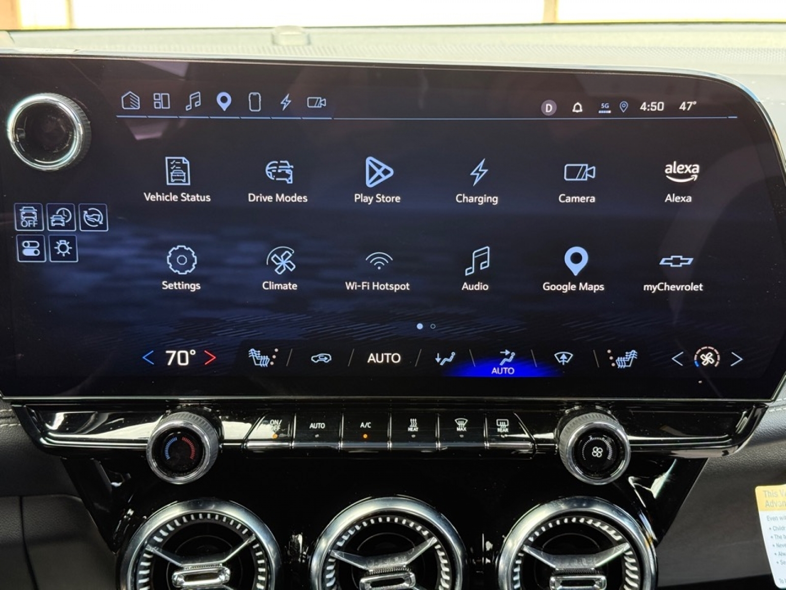 2024 Chevrolet Blazer EV eAWD 2LT, 39904, Photo