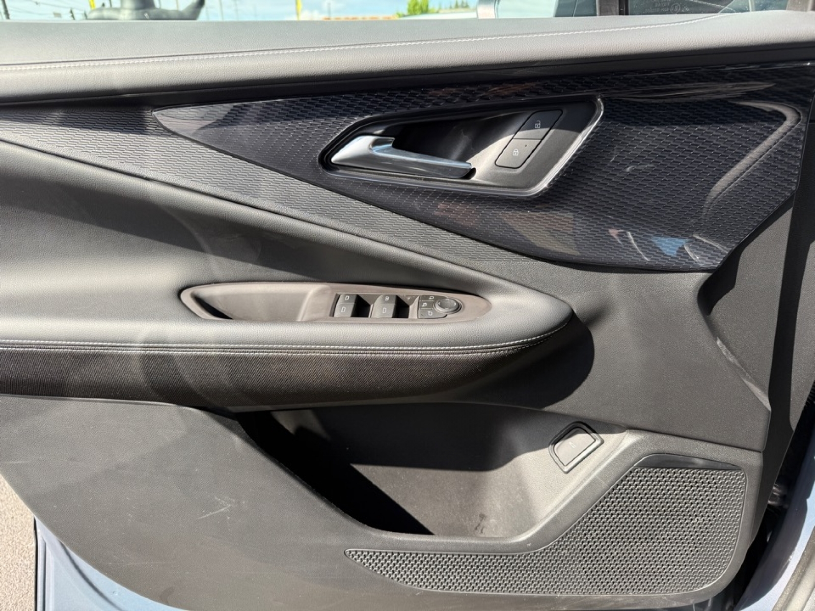 2024 Chevrolet Blazer EV eAWD 2LT, 39904, Photo