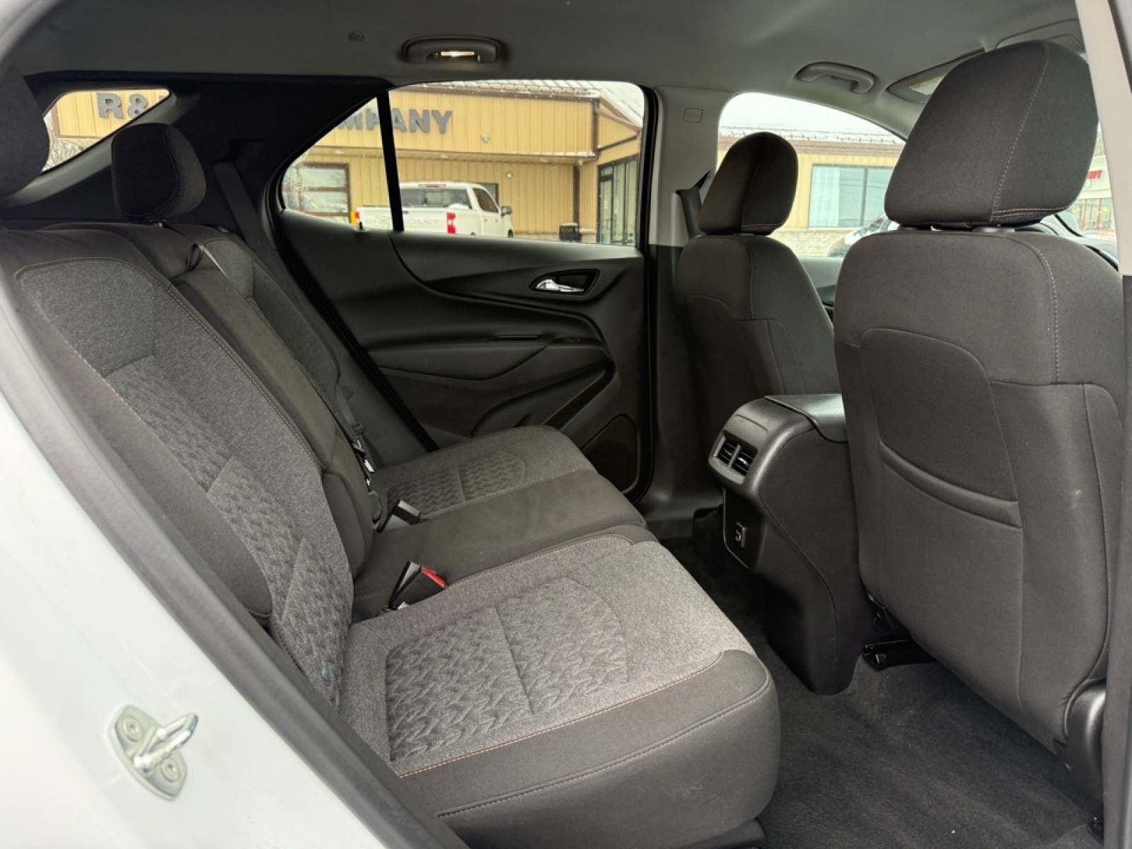 2024 Chevrolet Equinox FWD LT, 39411, Photo