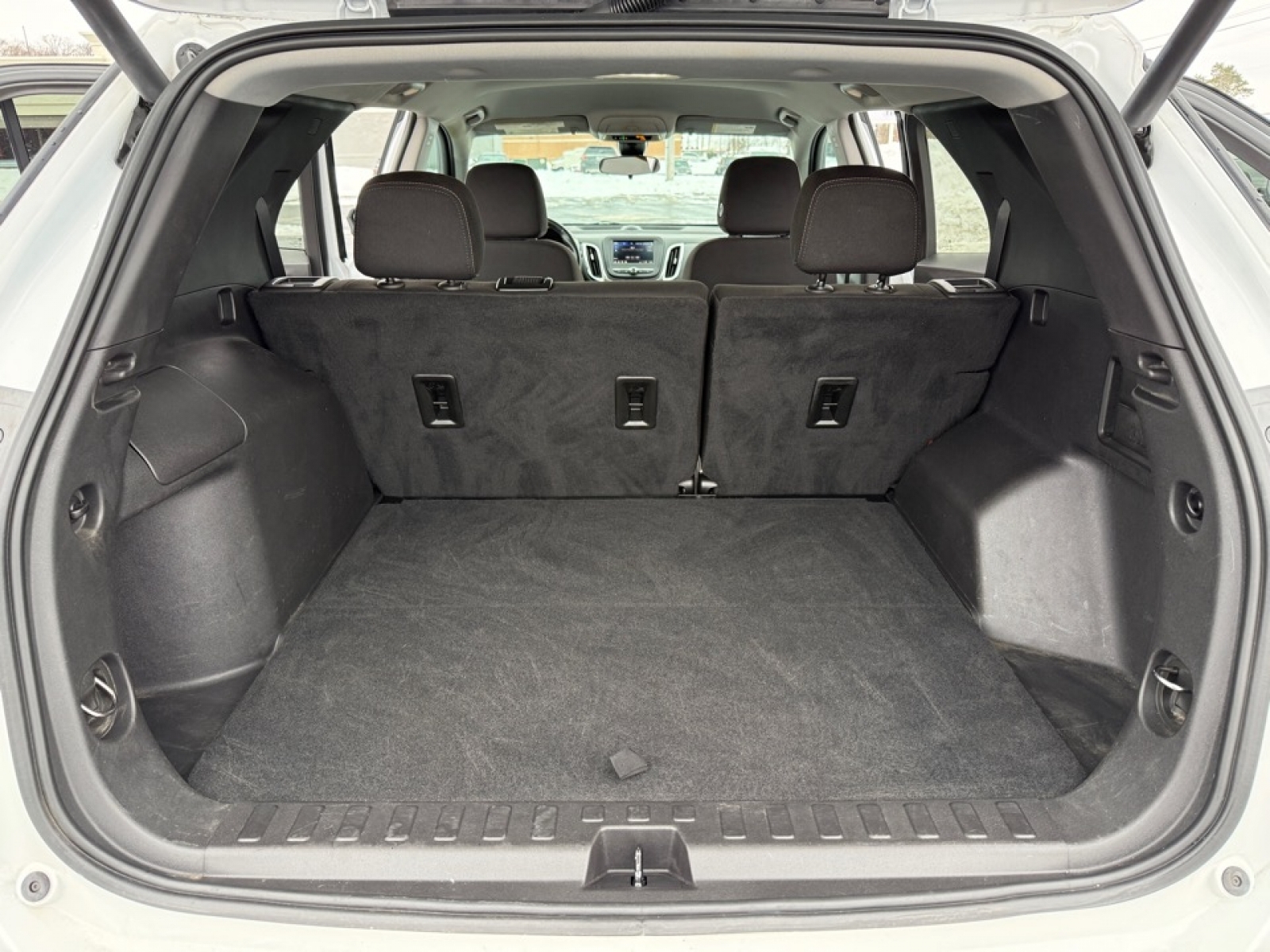 2024 Chevrolet Equinox FWD LT, 39411, Photo