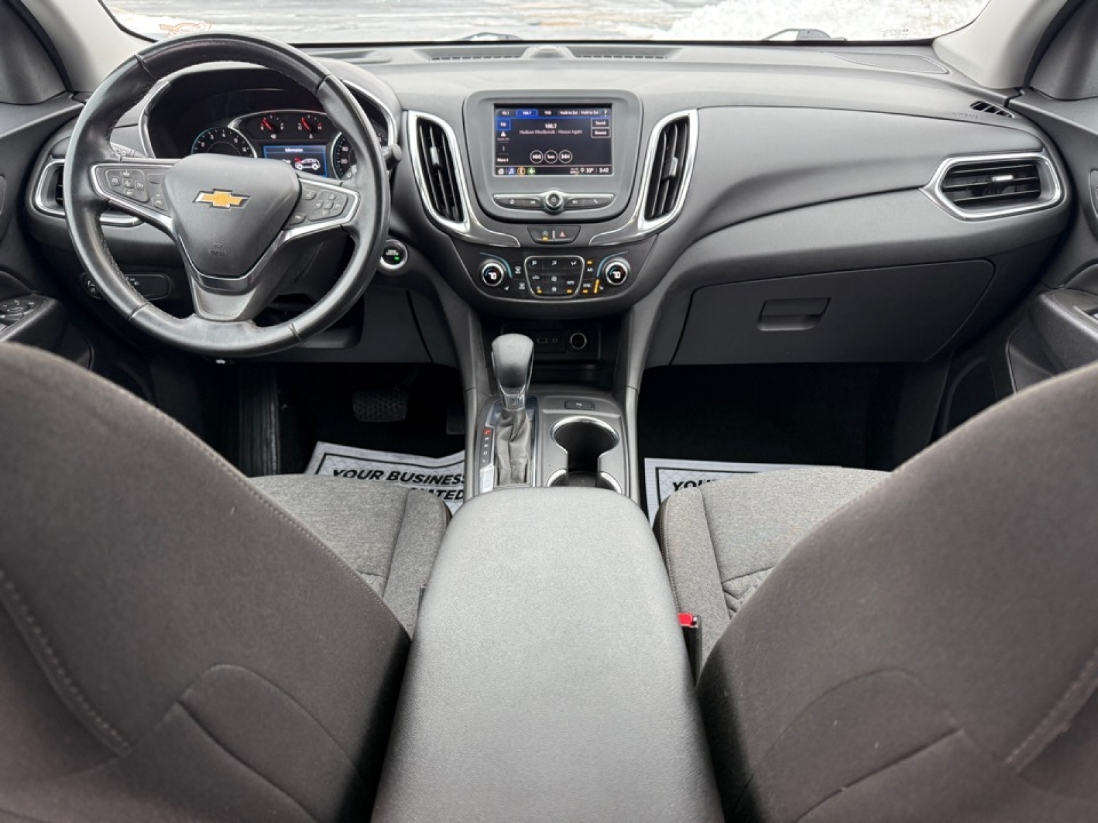 2024 Chevrolet Equinox FWD LT, 39411, Photo