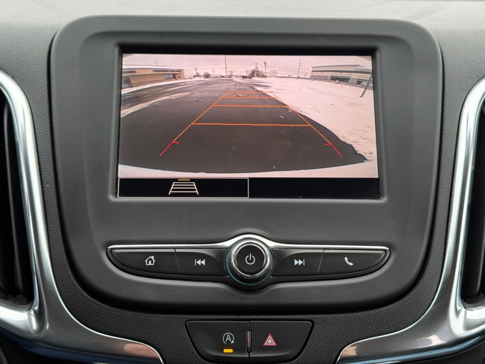 2024 Chevrolet Equinox FWD LT, 39411, Photo