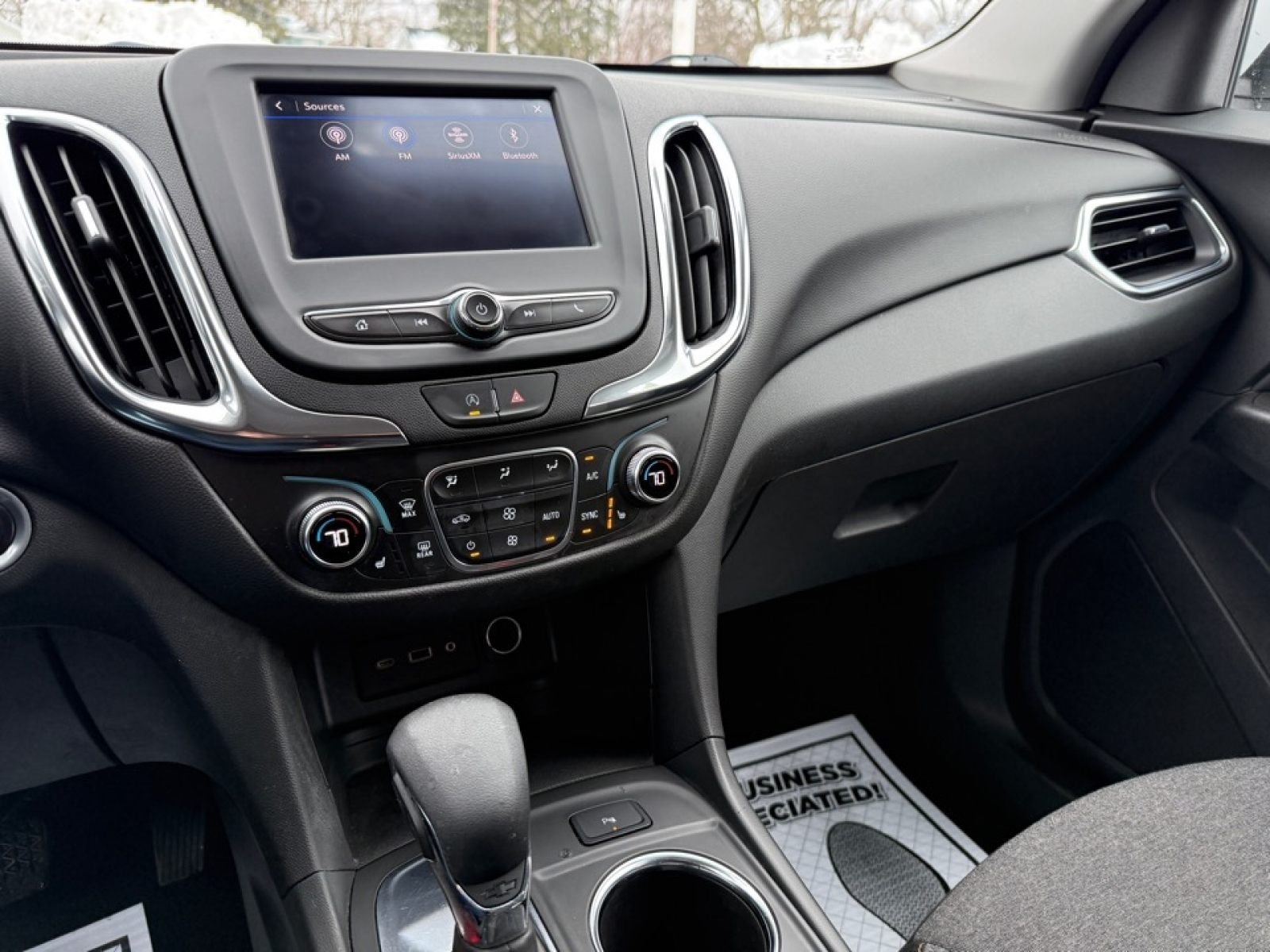 2024 Chevrolet Equinox FWD LT, 39411, Photo