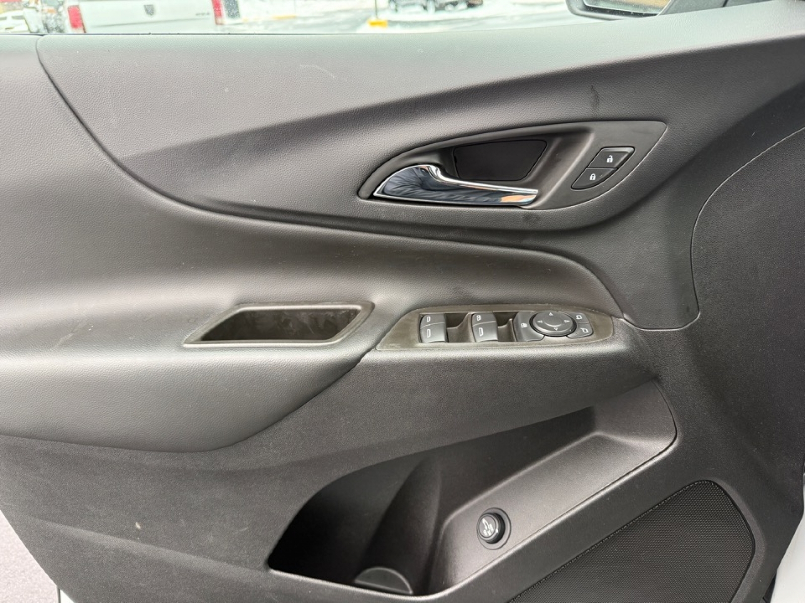 2024 Chevrolet Equinox FWD LT, 39411, Photo