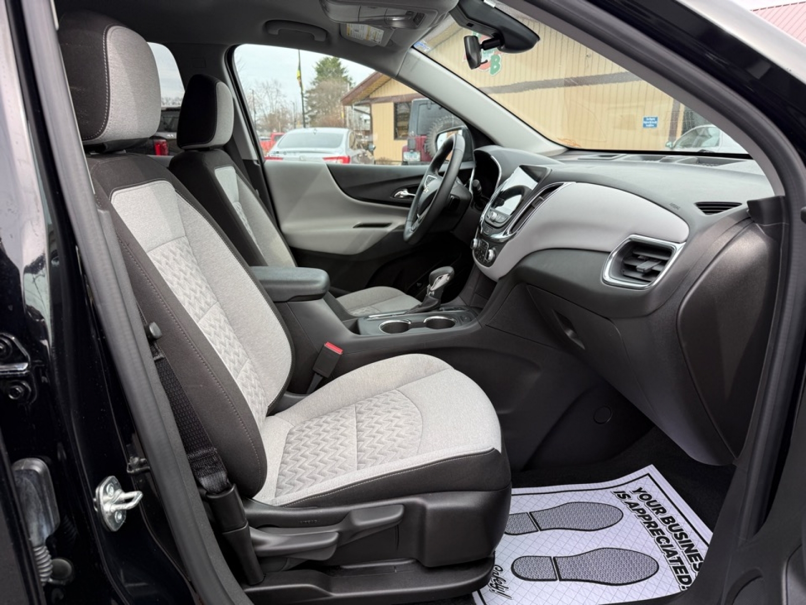 2024 Chevrolet Equinox AWD LT, 39696, Photo