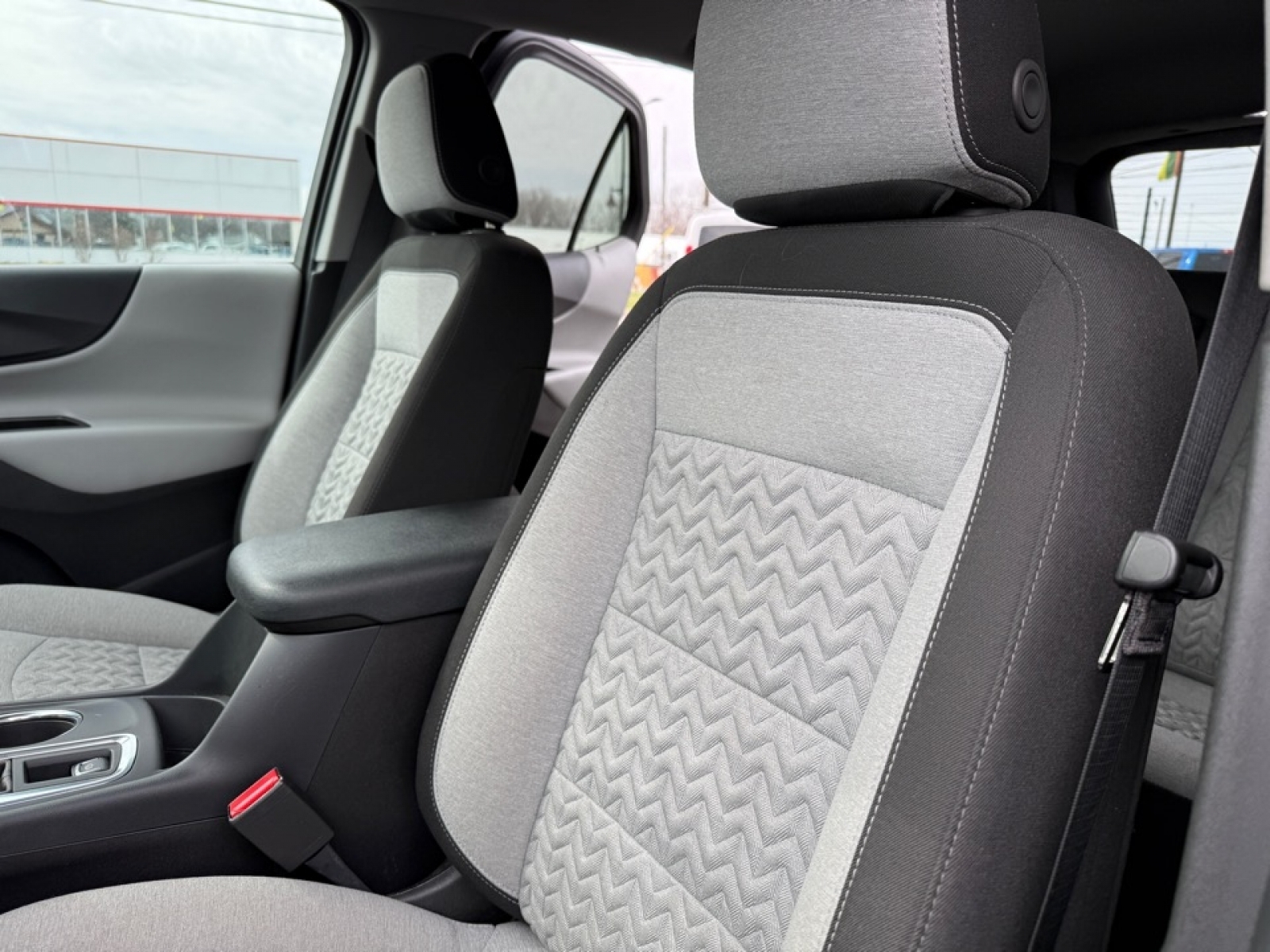 2024 Chevrolet Equinox AWD LT, 39696, Photo