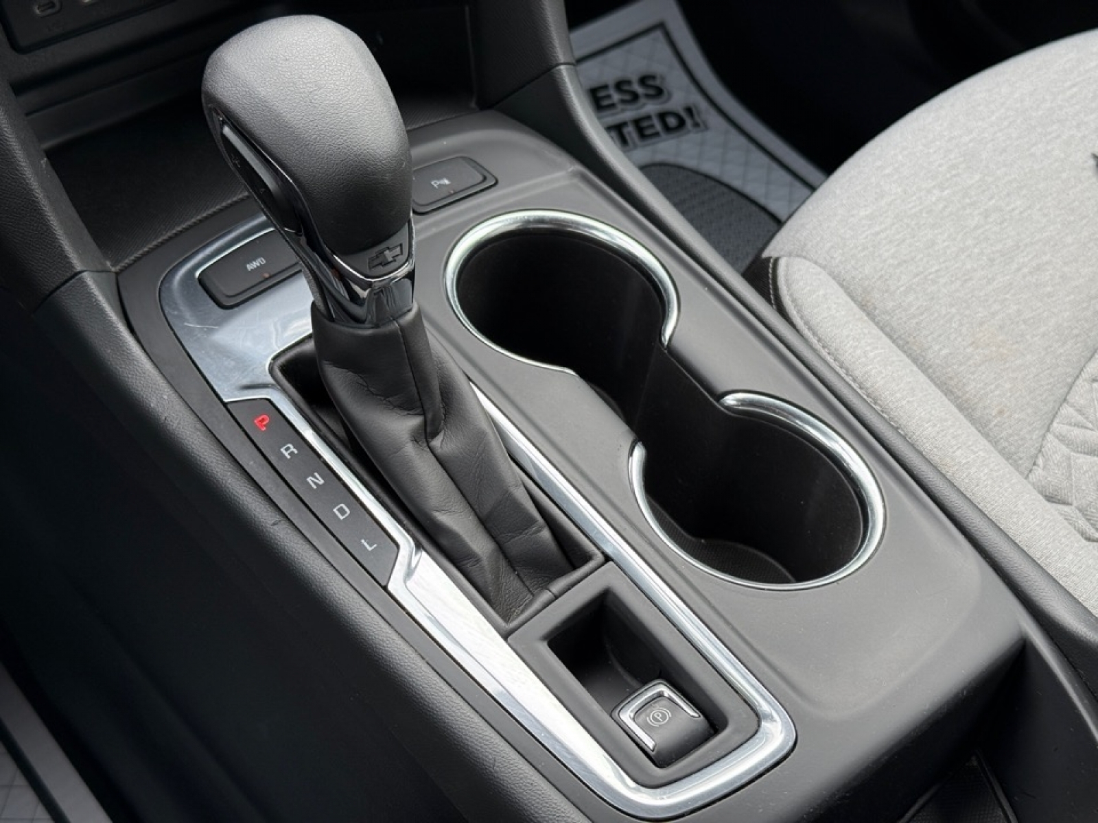 2024 Chevrolet Equinox AWD LT, 39696, Photo