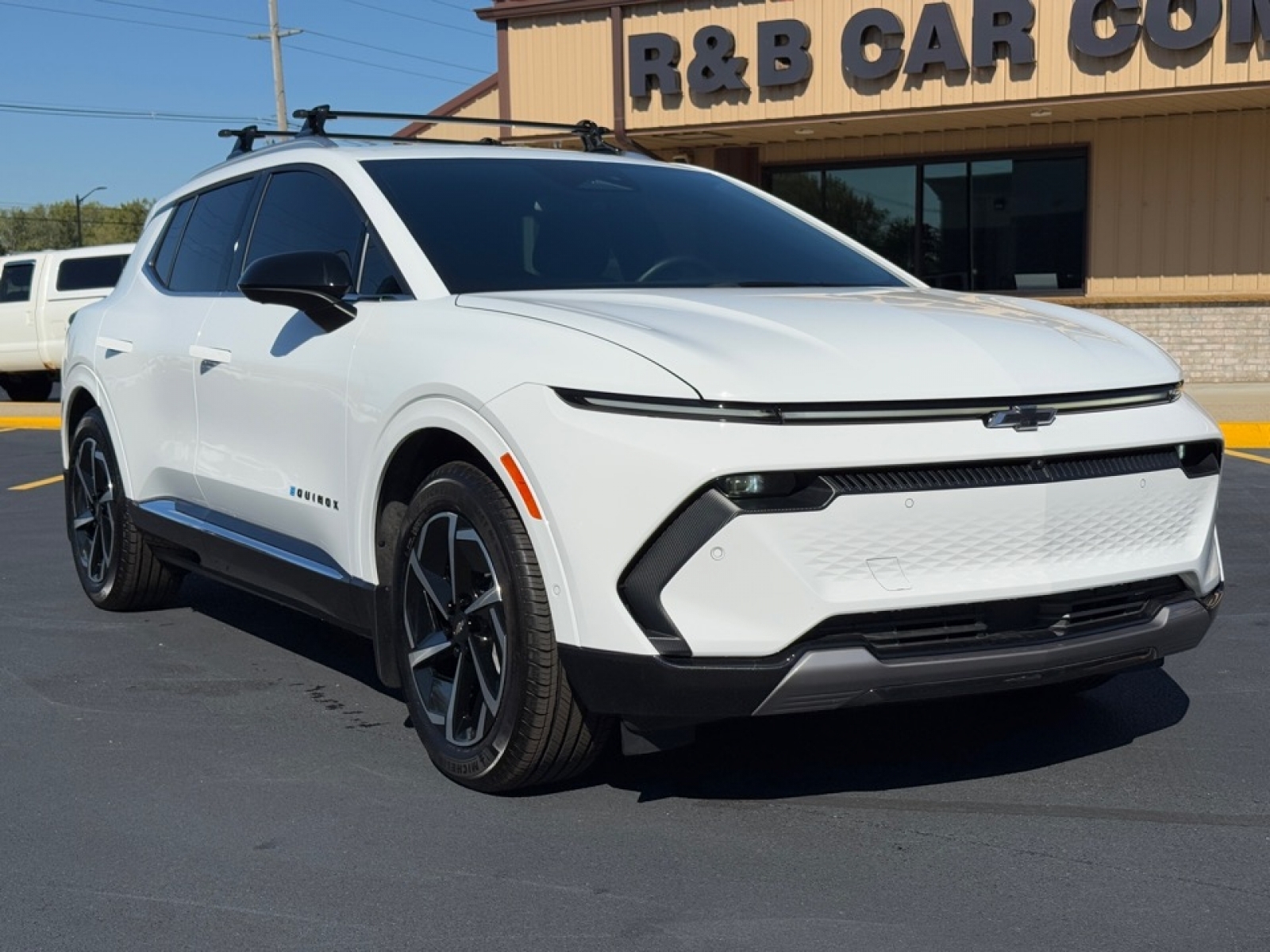 2024 Chevrolet Equinox EV LT, 39035, Photo