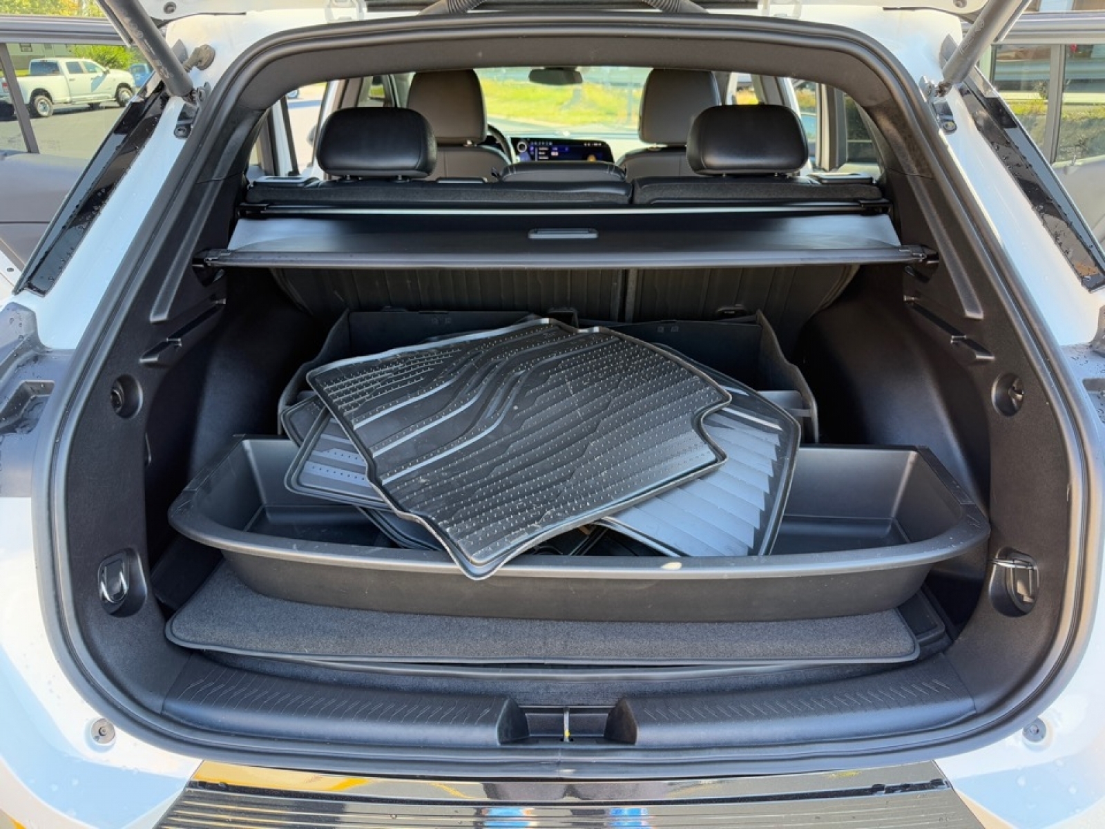 2024 Chevrolet Equinox EV LT, 39035, Photo