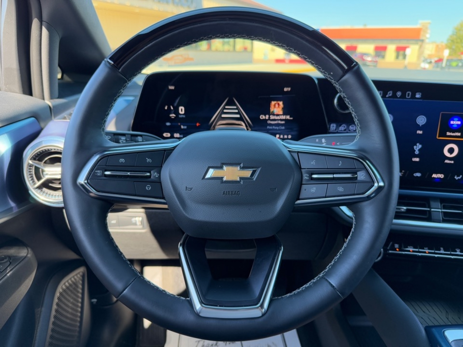 2024 Chevrolet Equinox EV LT, 39035, Photo