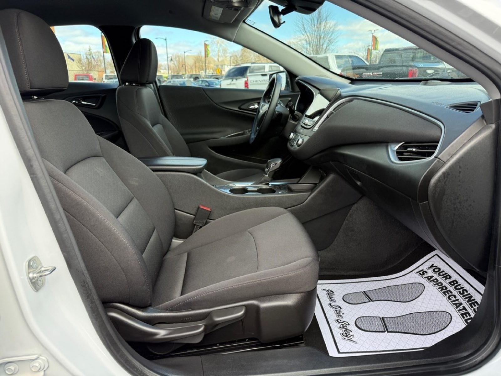 2024 Chevrolet Malibu 1LT, 39665, Photo