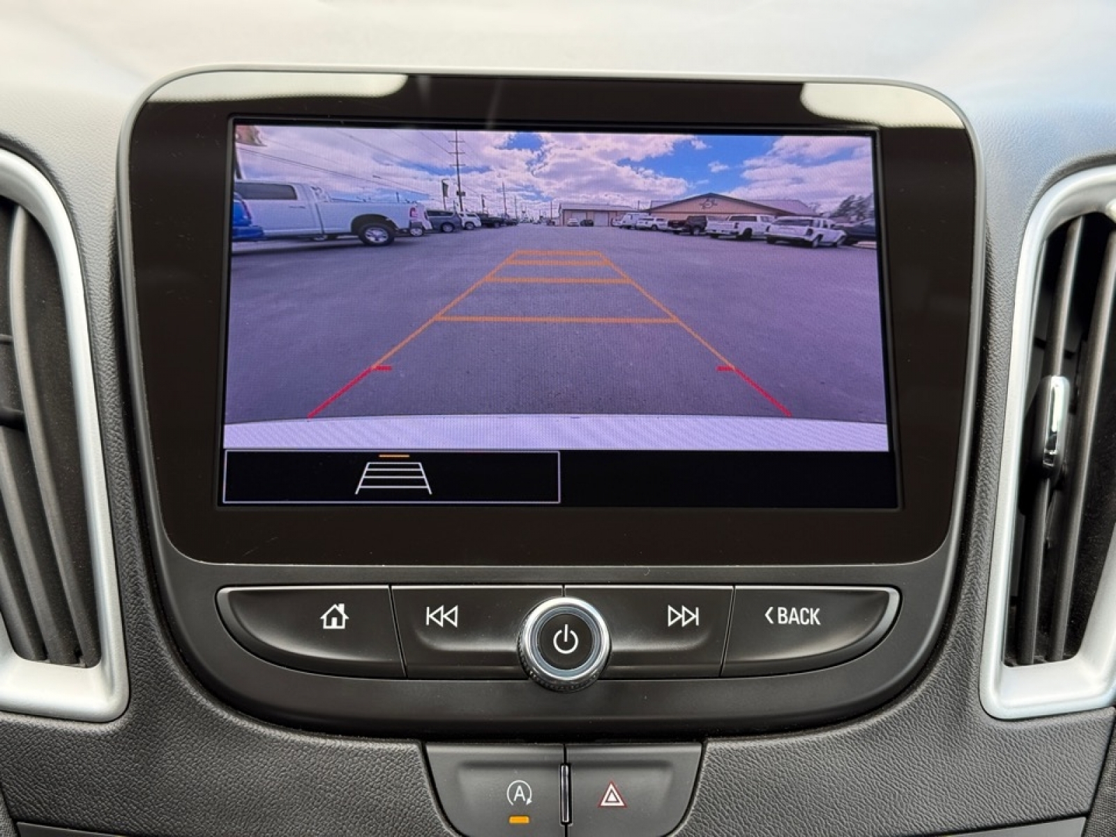 2024 Chevrolet Malibu 1LT, 39665, Photo