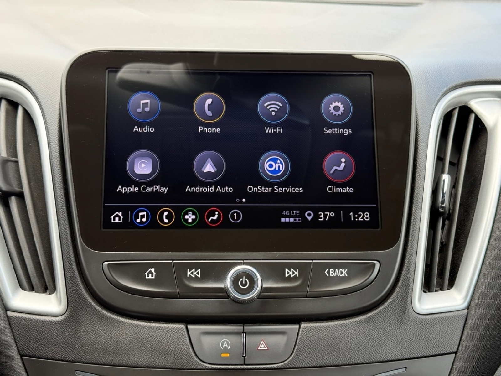 2024 Chevrolet Malibu 1LT, 39665, Photo