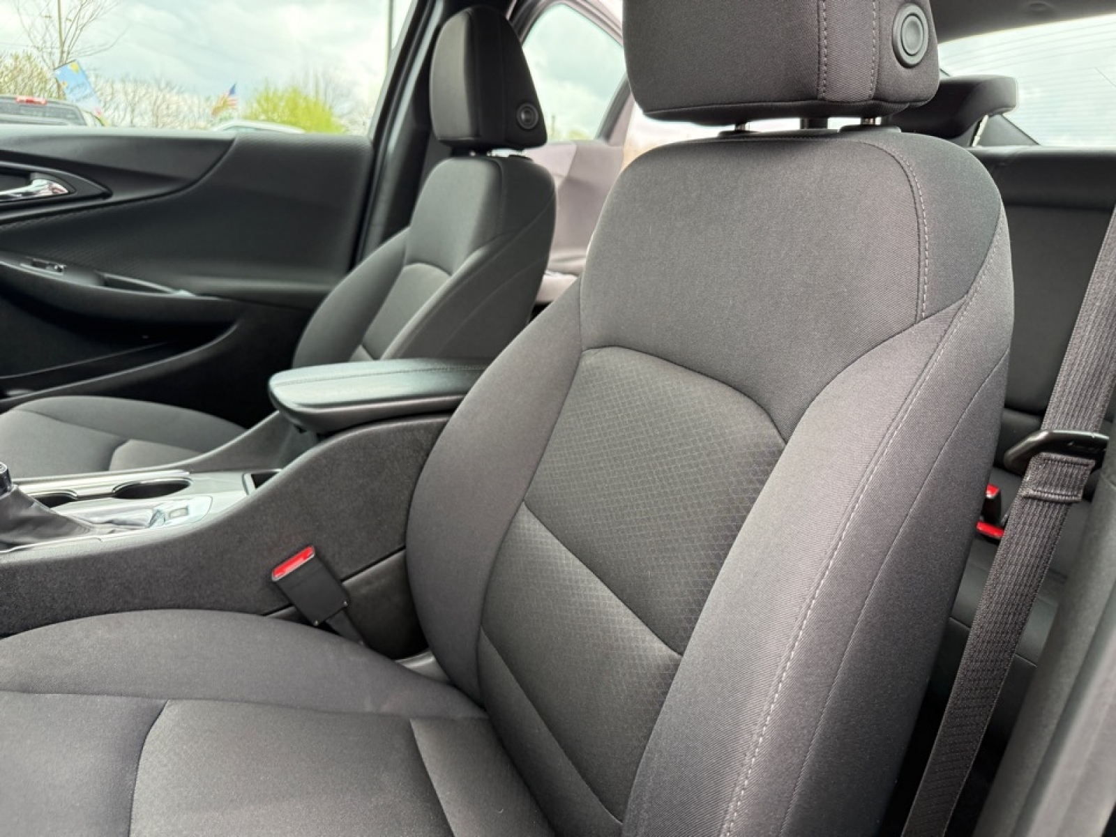 2024 Chevrolet Malibu FWD 1LT, 39744, Photo