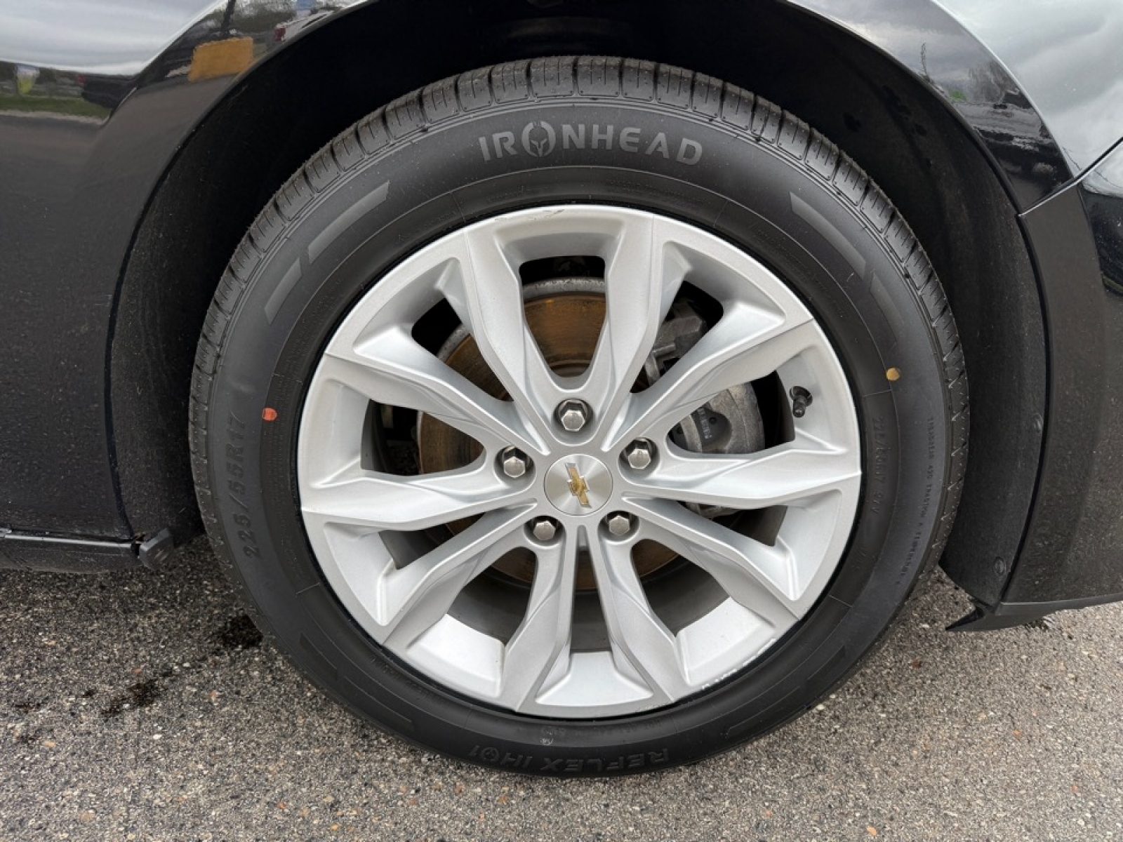 2024 Chevrolet Malibu FWD 1LT, 39744, Photo