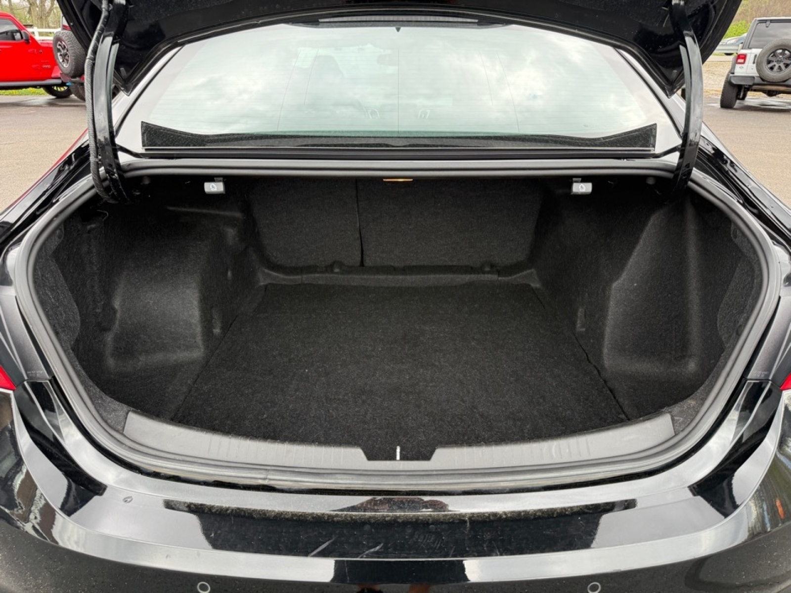 2024 Chevrolet Malibu FWD 1LT, 39744, Photo