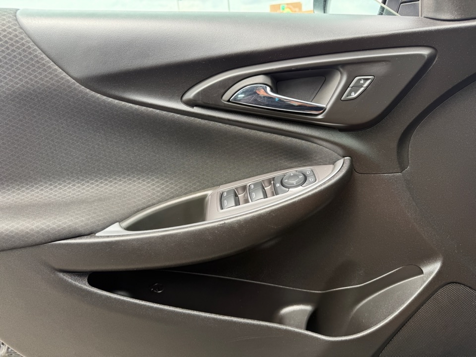 2024 Chevrolet Malibu FWD 1LT, 39744, Photo