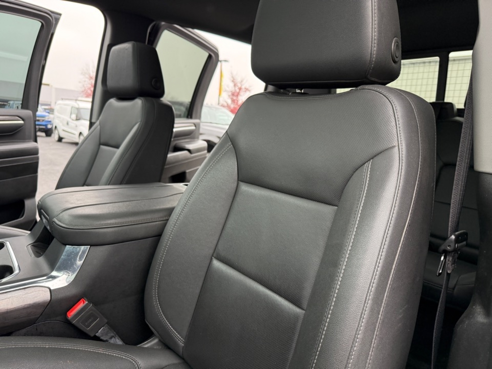 2024 Chevrolet Silverado 2500HD 4WD Crew Cab Standard Bed LTZ, 39213, Photo