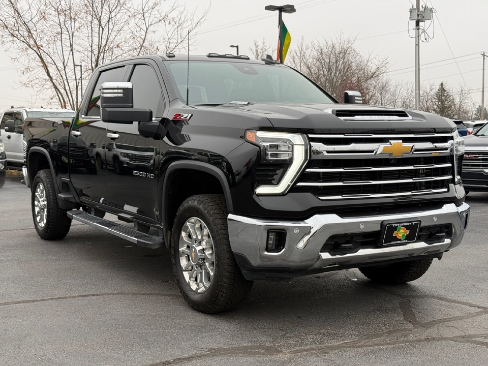 2024 Chevrolet Silverado 2500HD LTZ photo 2
