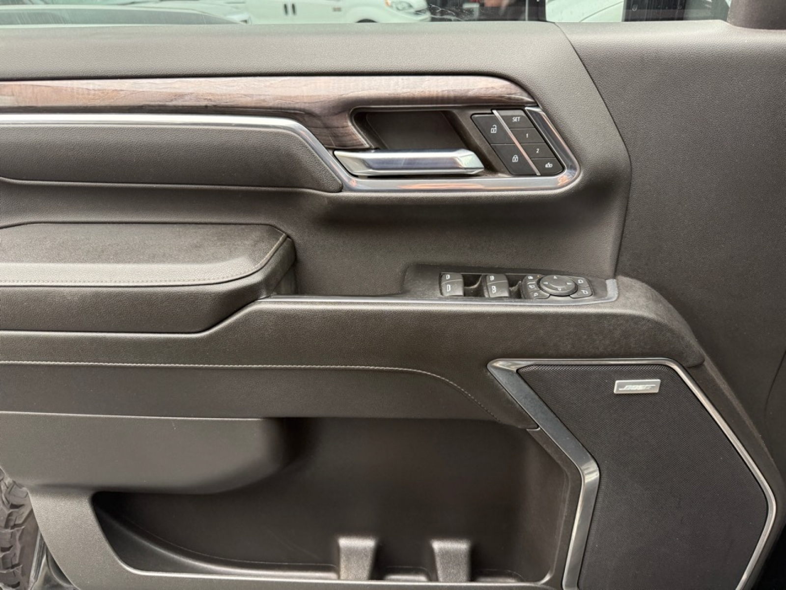 2024 Chevrolet Silverado 2500HD 4WD Crew Cab Standard Bed LTZ, 39213, Photo