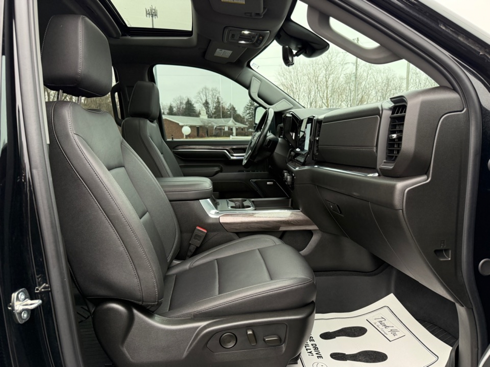 2024 Chevrolet Silverado 2500HD 4WD Crew Cab Standard Bed LTZ, 39214, Photo