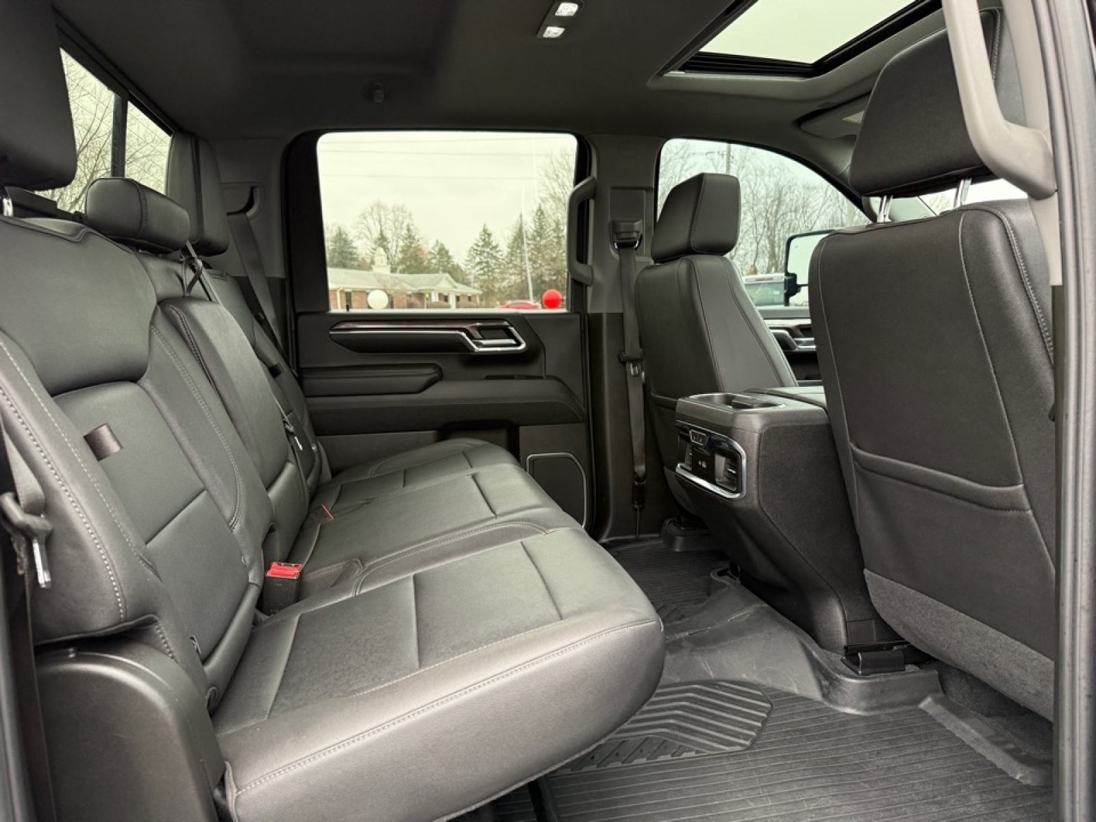 2024 Chevrolet Silverado 2500HD 4WD Crew Cab Standard Bed LTZ, 39214, Photo