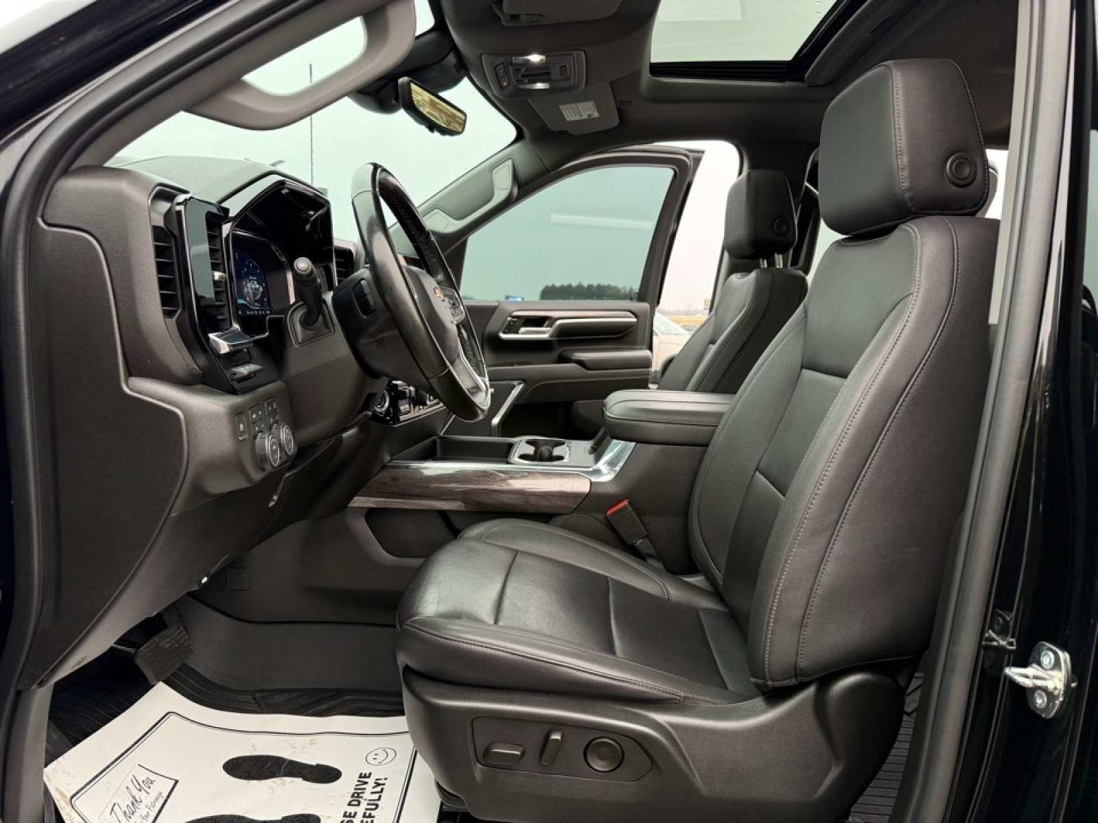 2024 Chevrolet Silverado 2500HD 4WD Crew Cab Standard Bed LTZ, 39214, Photo