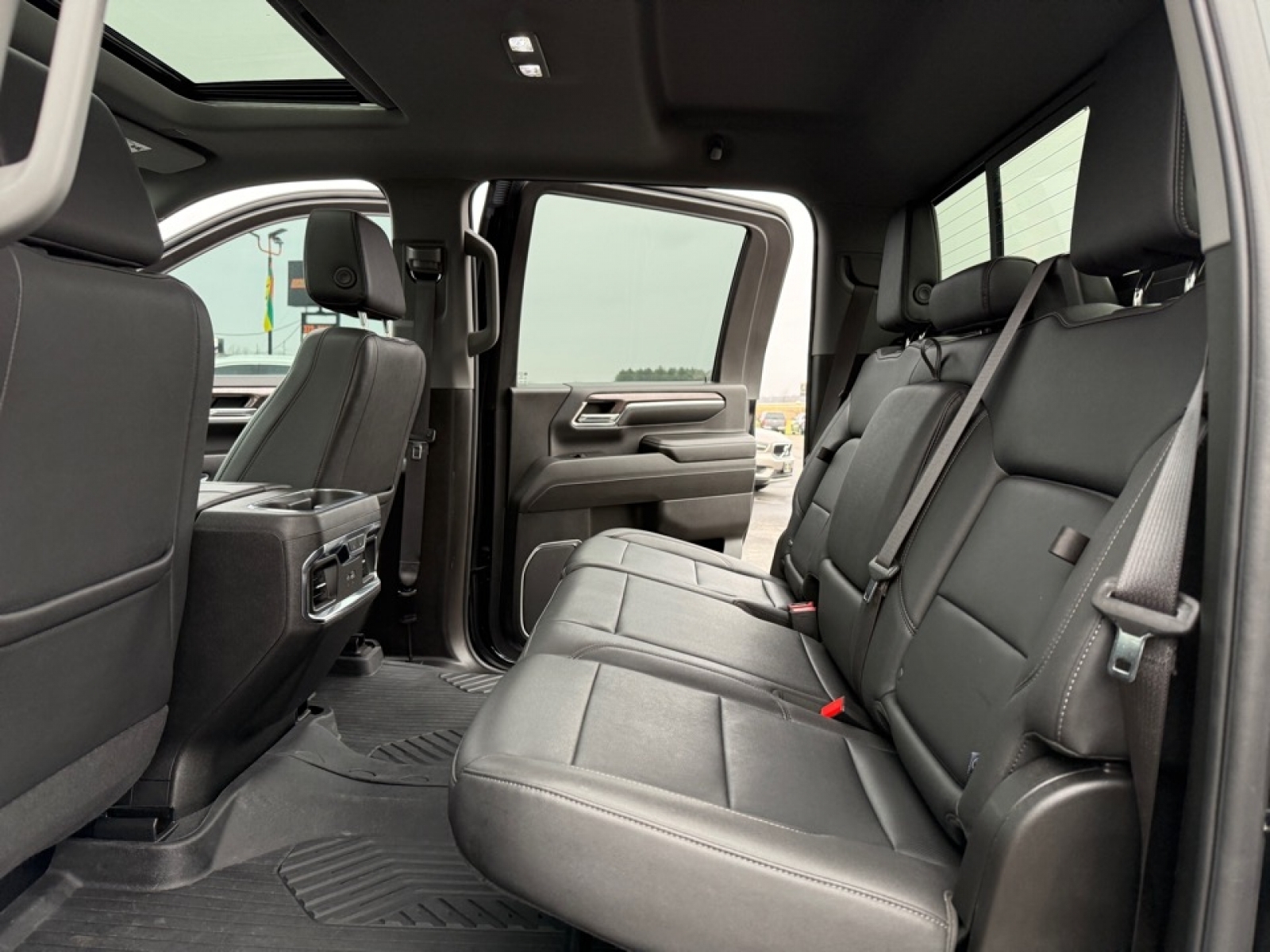 2024 Chevrolet Silverado 2500HD 4WD Crew Cab Standard Bed LTZ, 39214, Photo