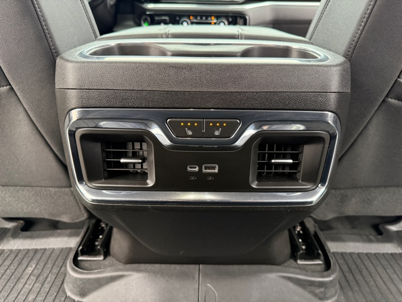 2024 Chevrolet Silverado 2500HD 4WD Crew Cab Standard Bed LTZ, 39214, Photo