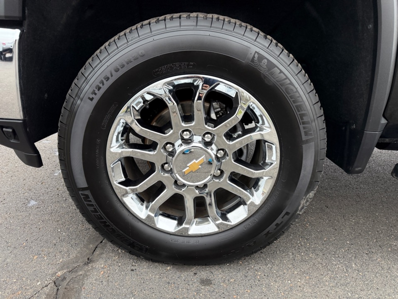 2024 Chevrolet Silverado 2500HD 4WD Crew Cab Standard Bed LTZ, 39214, Photo