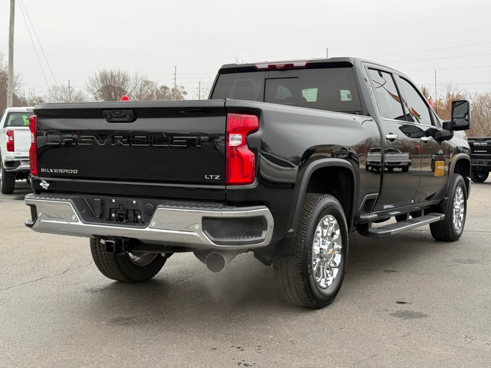 2024 Chevrolet Silverado 2500HD 4WD Crew Cab Standard Bed LTZ, 39214, Photo