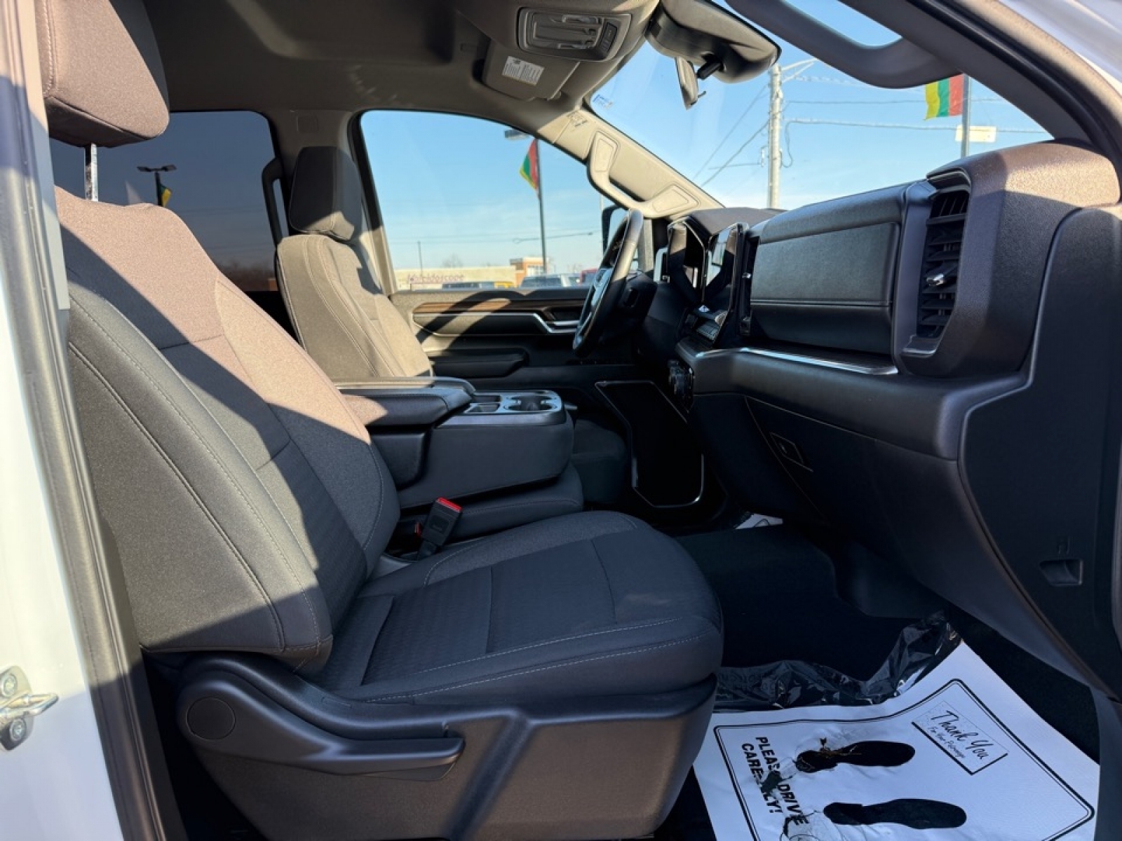 2024 Chevrolet Silverado 2500HD 4WD Crew Cab Standard Bed LT, 39240, Photo