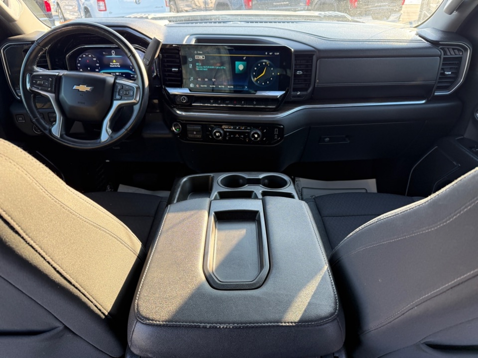 2024 Chevrolet Silverado 2500HD 4WD Crew Cab Standard Bed LT, 39240, Photo