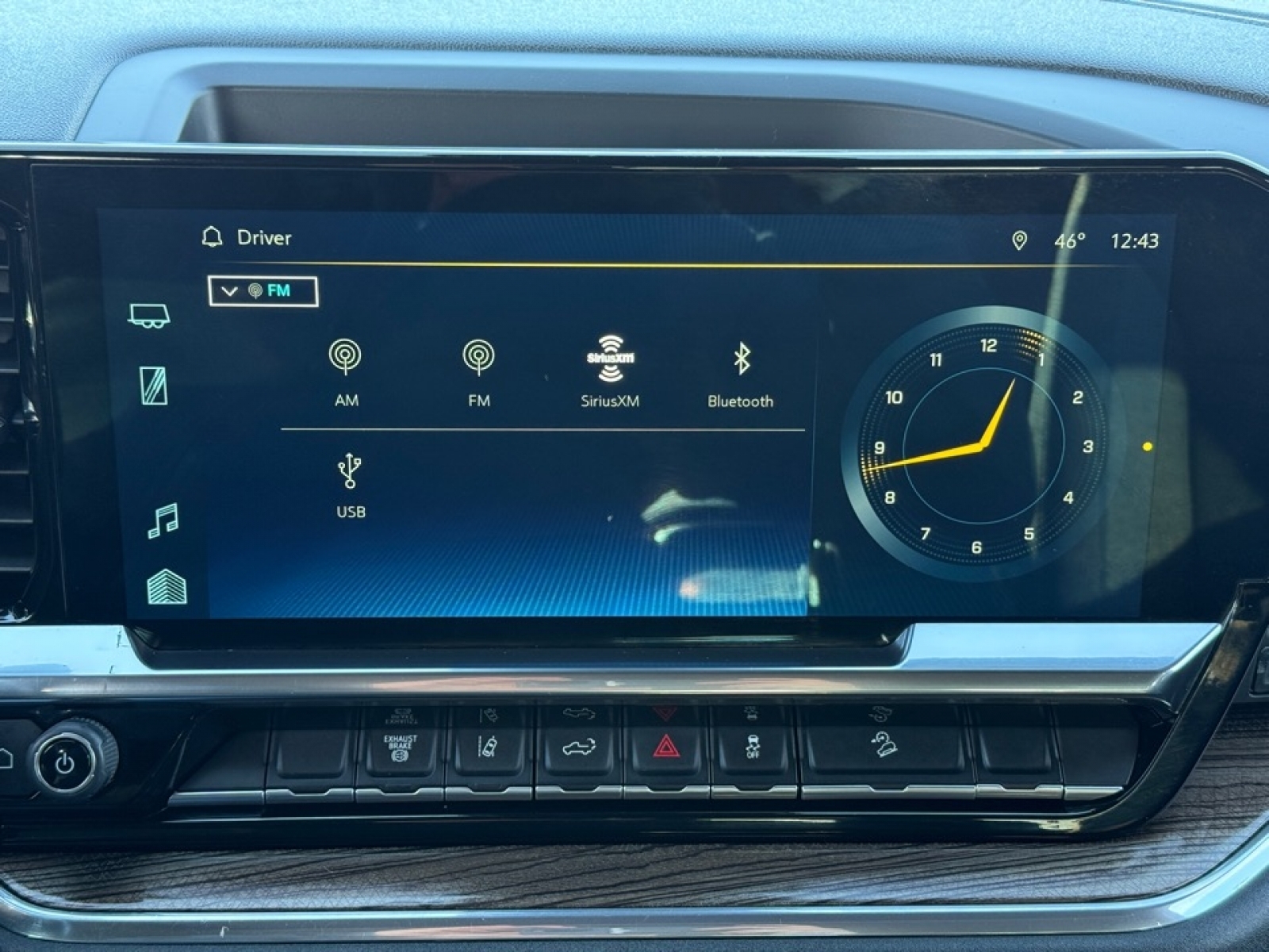 2024 Chevrolet Silverado 2500HD 4WD Crew Cab Standard Bed LT, 39240, Photo