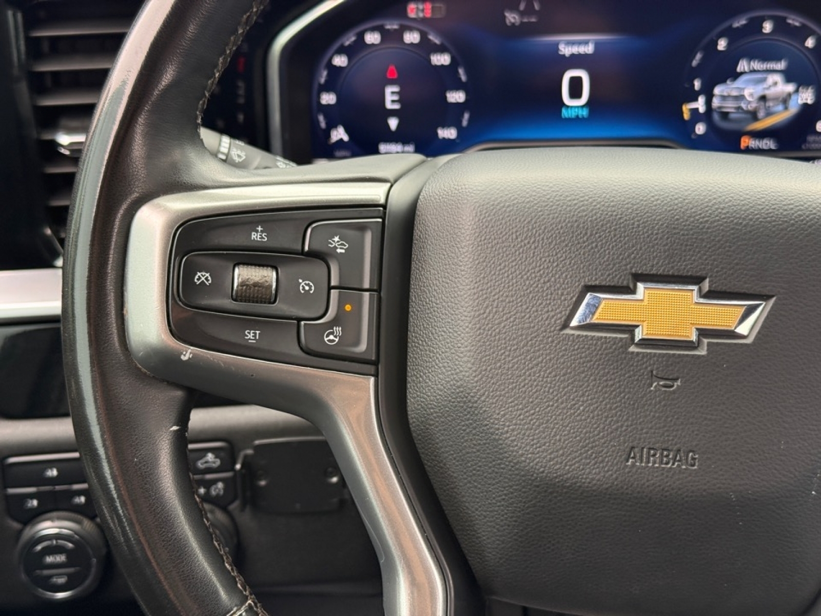 2024 Chevrolet Silverado 2500HD 4WD Crew Cab Long Bed LT, 39712, Photo