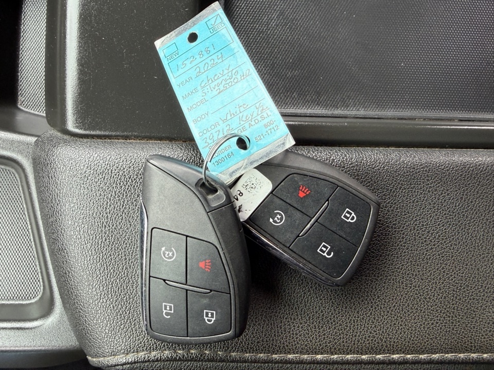 2024 Chevrolet Silverado 2500HD 4WD Crew Cab Long Bed LT, 39712, Photo