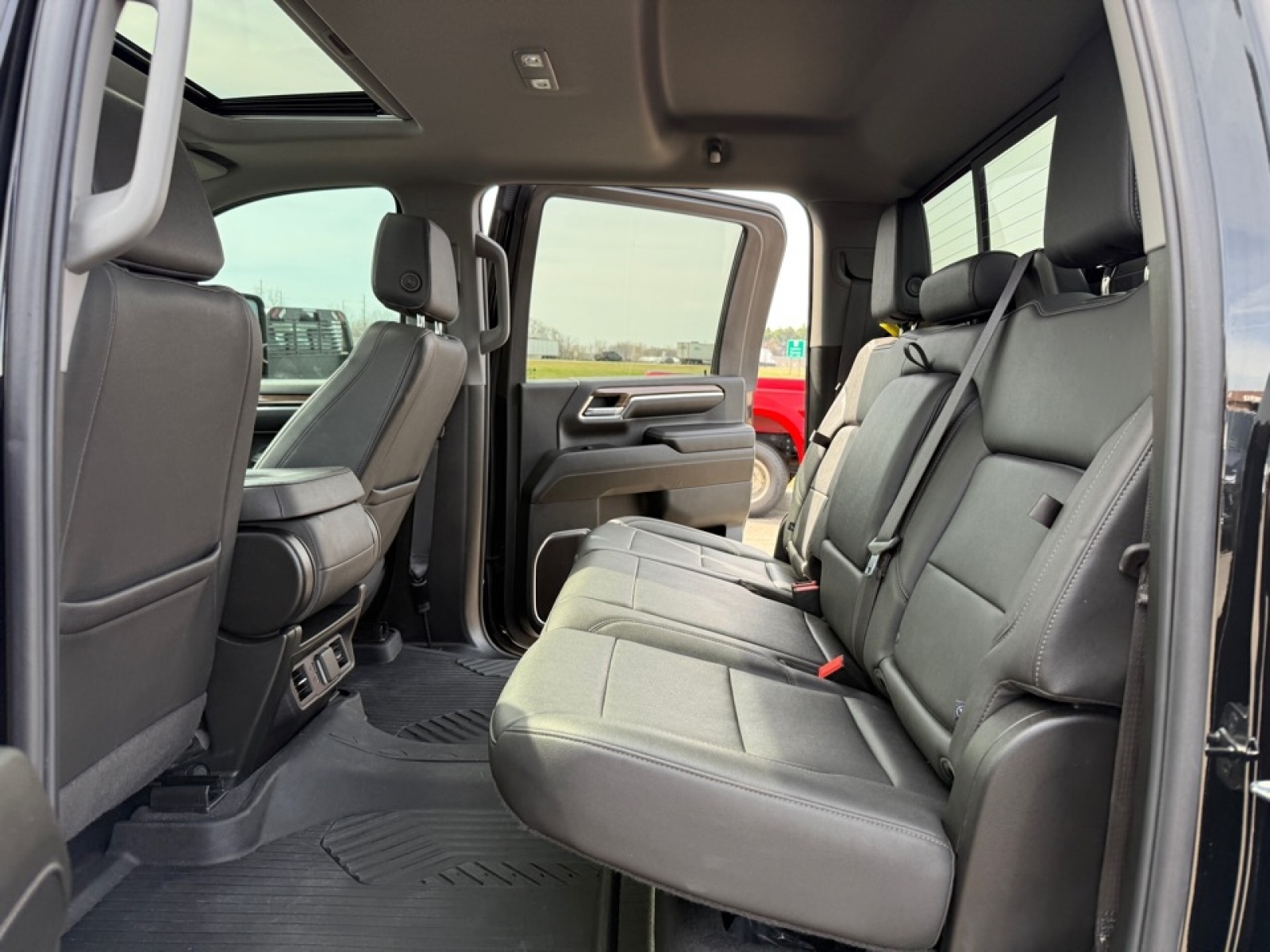 2024 Chevrolet Silverado 3500HD LT, 39630, Photo