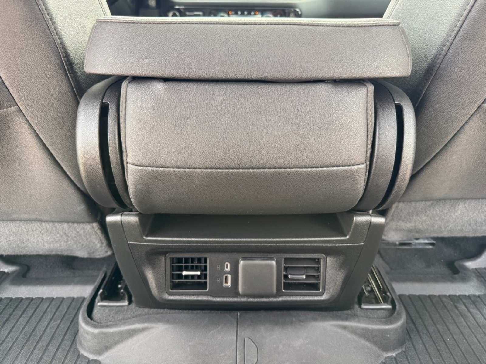 2024 Chevrolet Silverado 3500HD LT, 39630, Photo