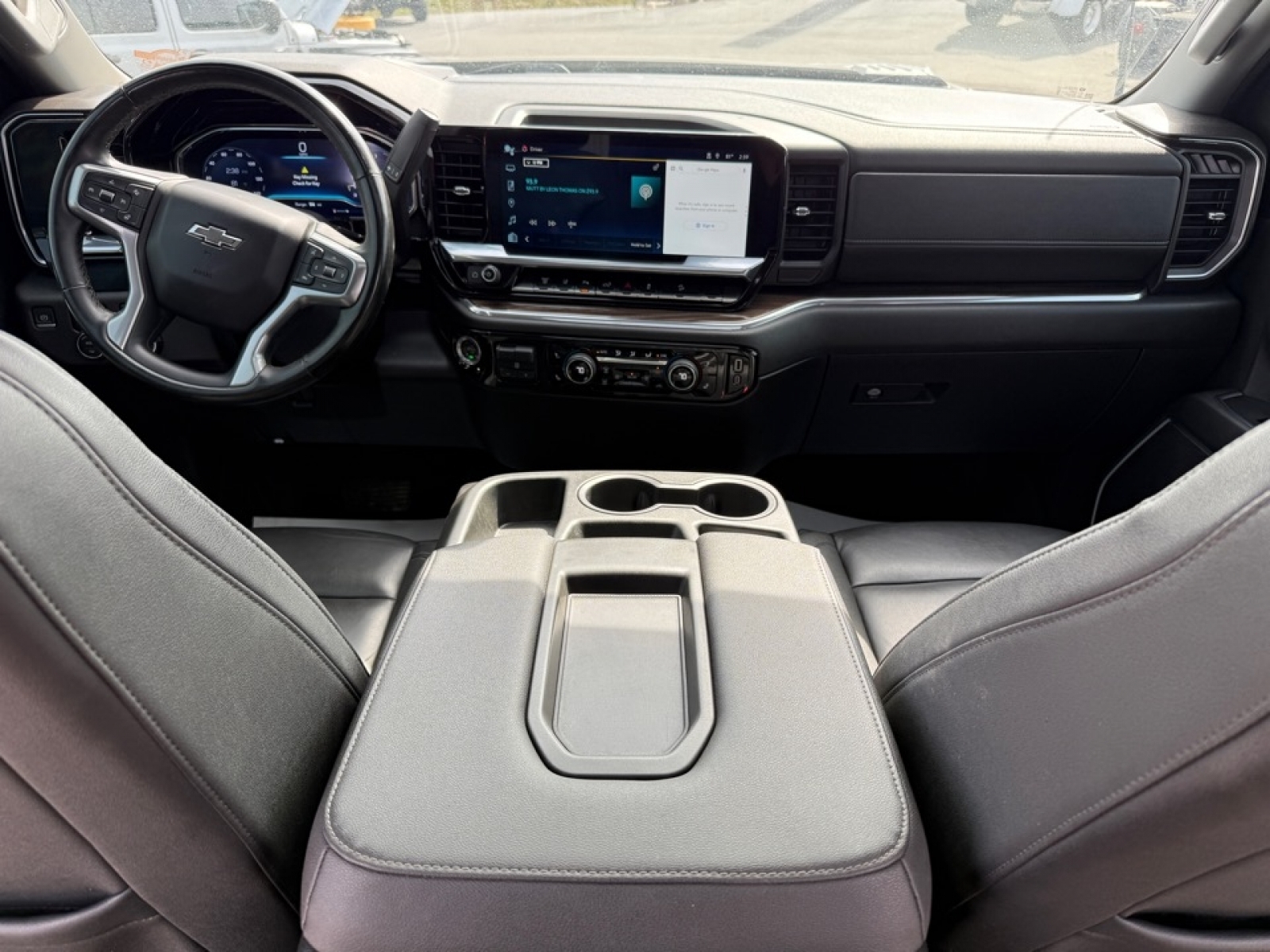 2024 Chevrolet Silverado 3500HD LT, 39630, Photo