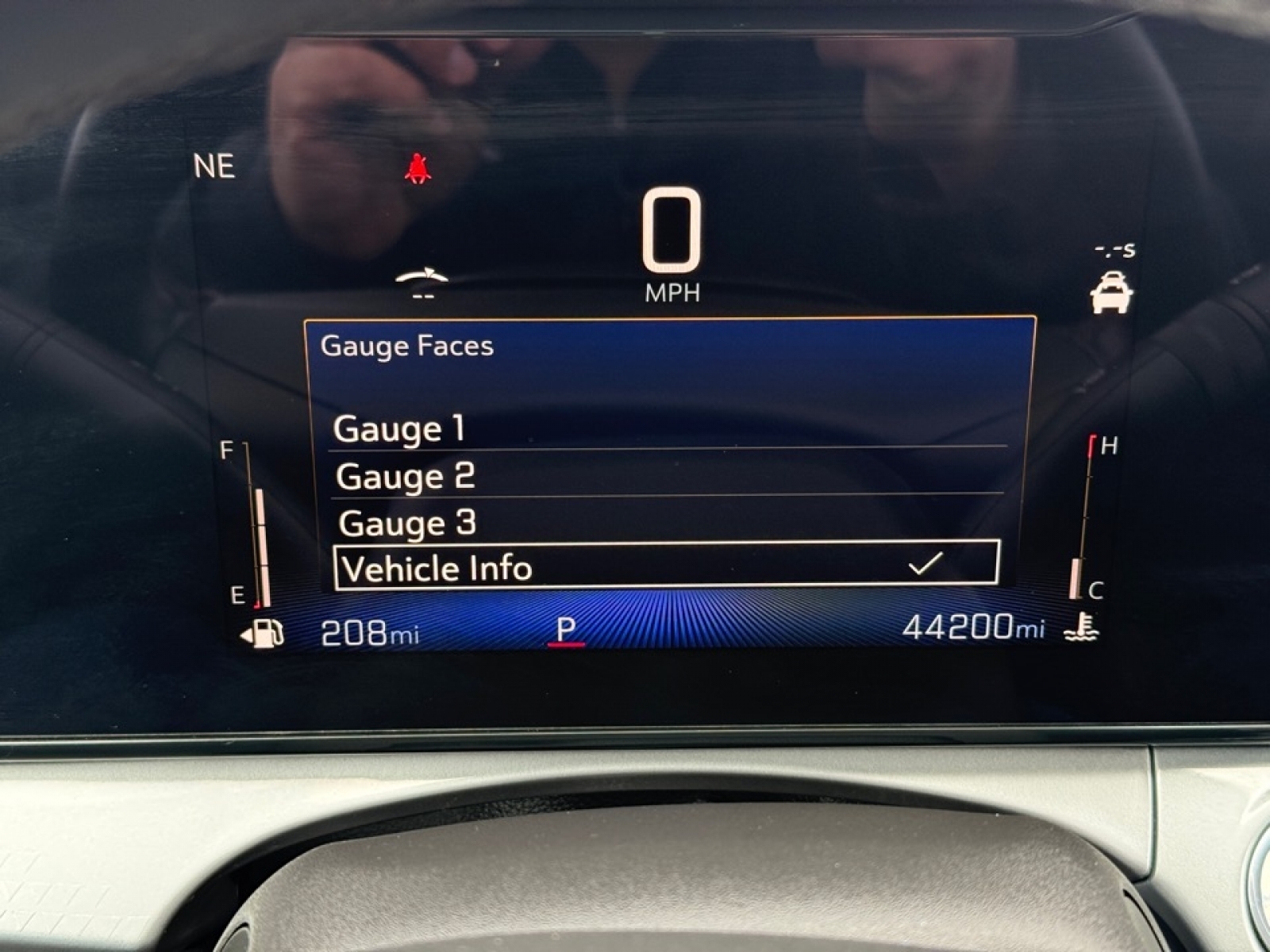 2024 Chevrolet Trax FWD LT, 39295, Photo