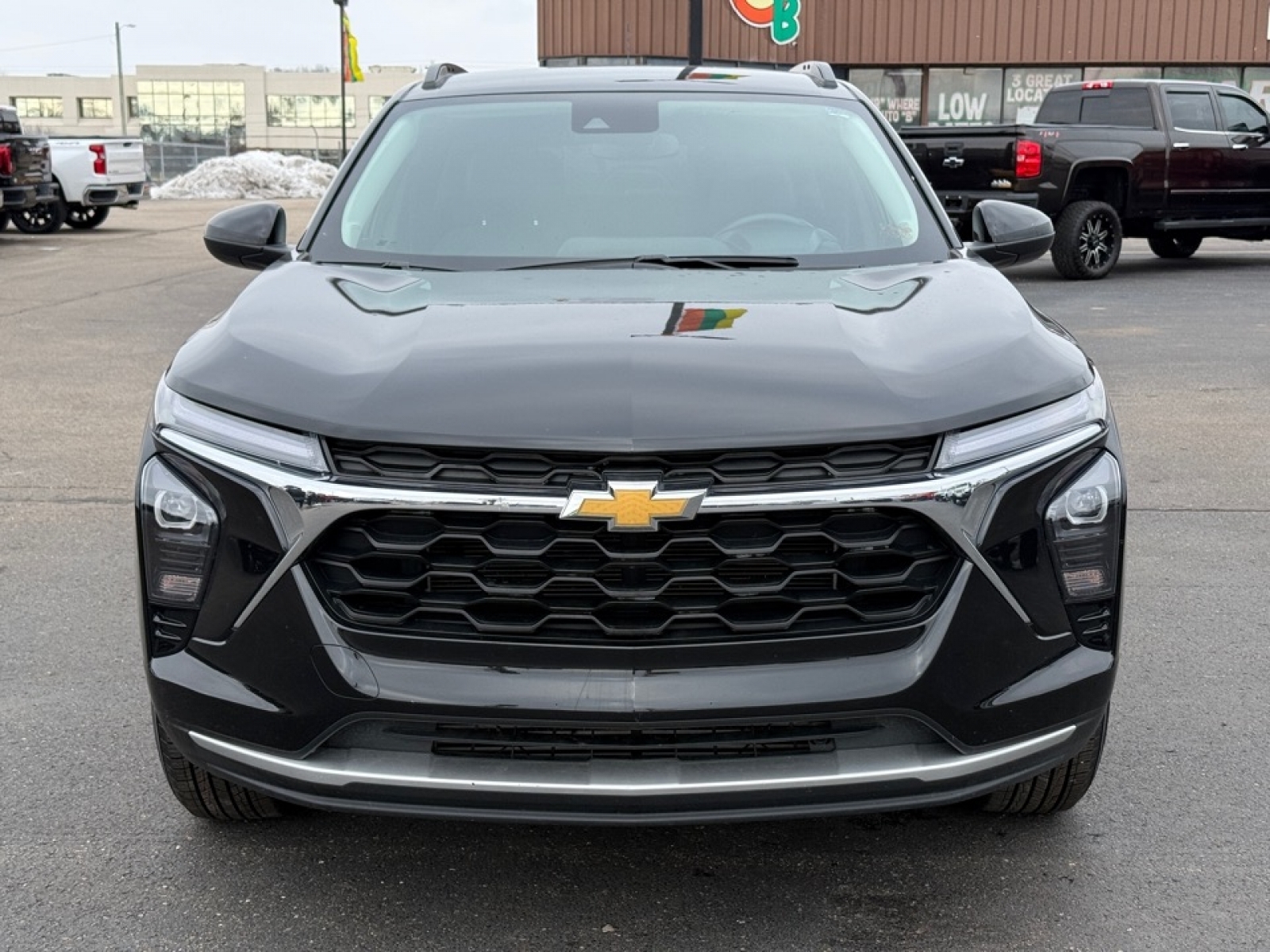 2024 Chevrolet Trax FWD LT, 39295, Photo