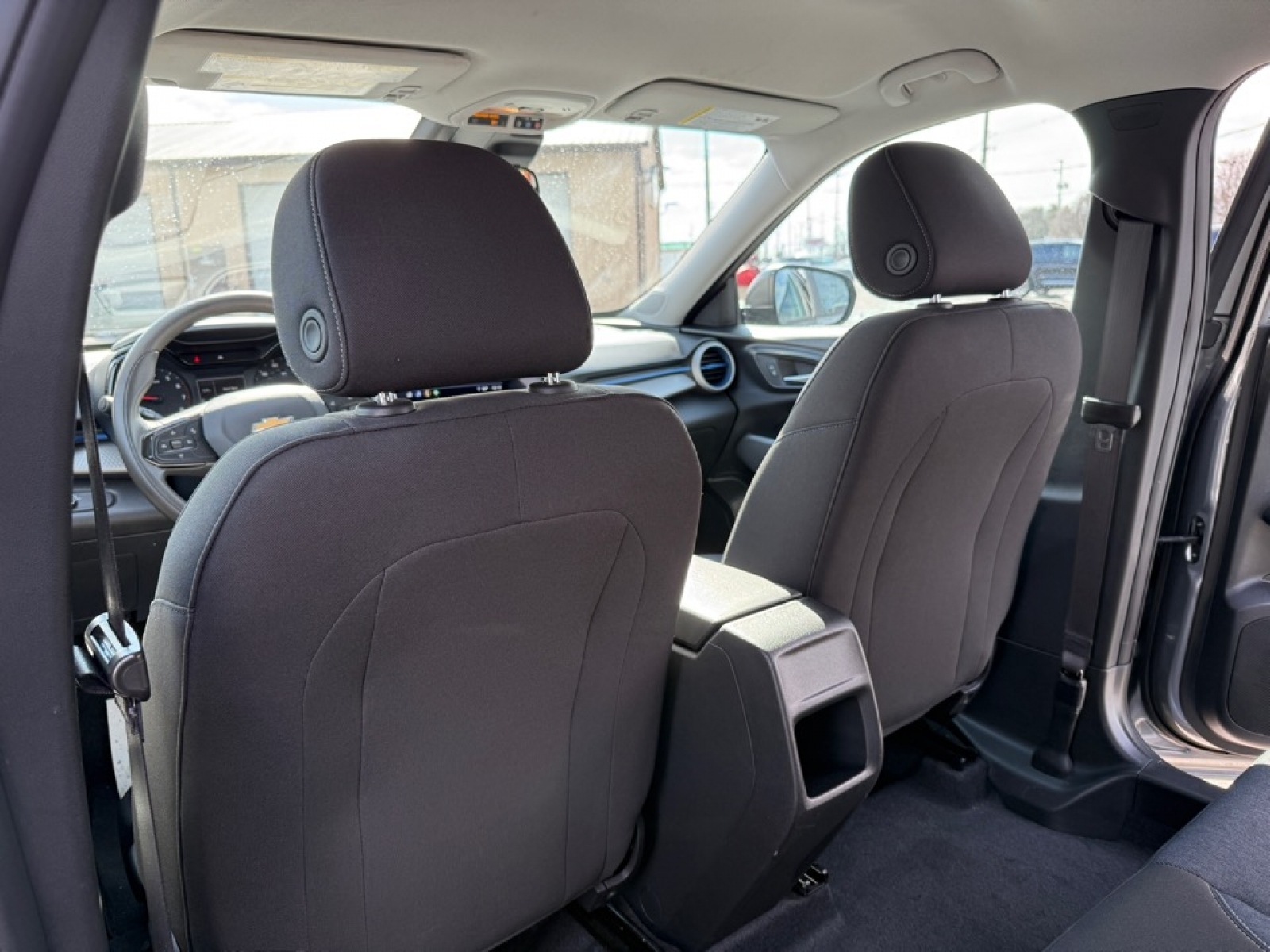 2024 Chevrolet Trax FWD SP, 39573, Photo