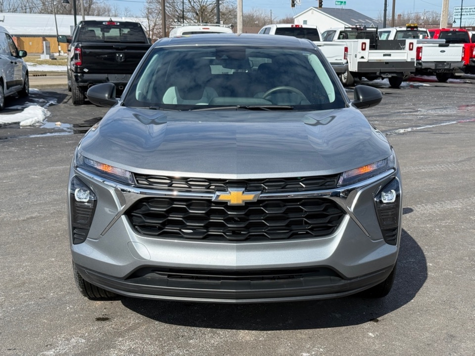 2024 Chevrolet Trax FWD SP, 39573, Photo