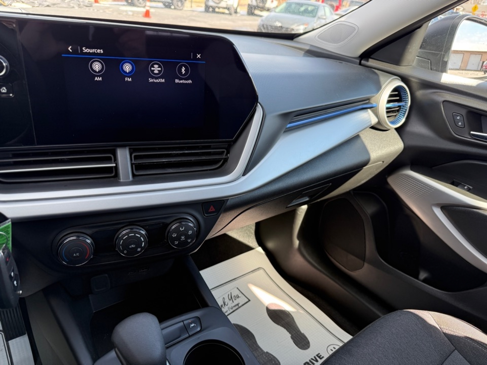 2024 Chevrolet Trax FWD SP, 39573, Photo