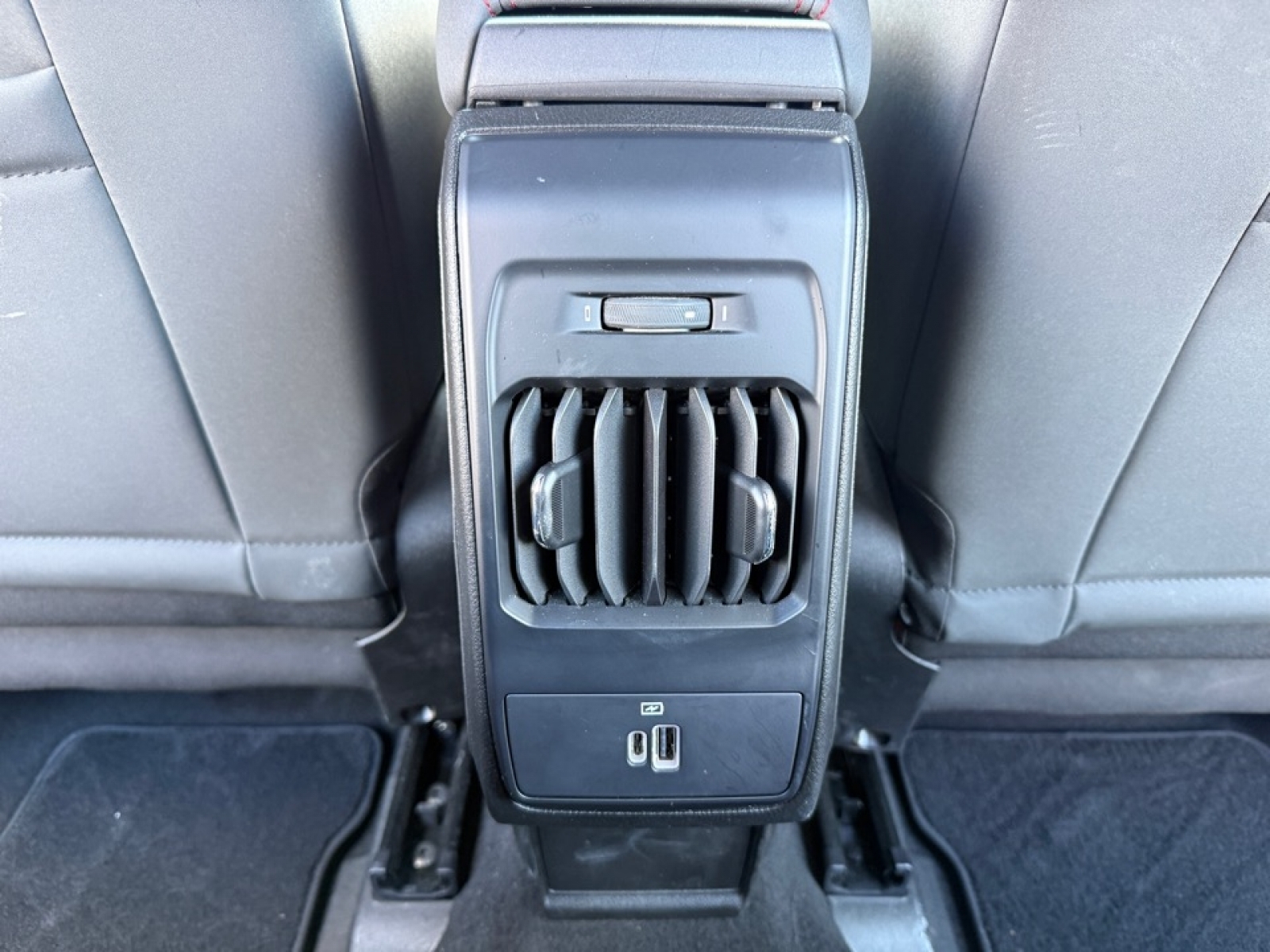 2024 Dodge Hornet R/T EAWD, 39657, Photo