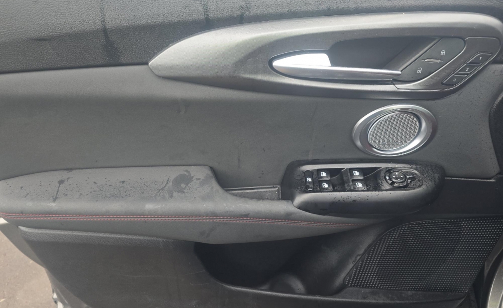 2024 Dodge Hornet R/T Plus EAWD, 39759, Photo