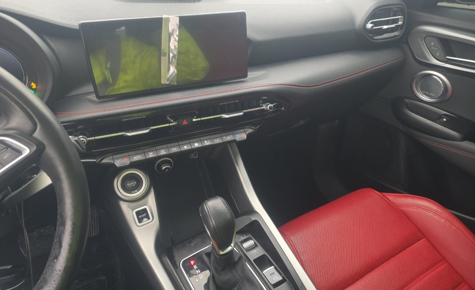 2024 Dodge Hornet R/T Plus EAWD, 39759, Photo