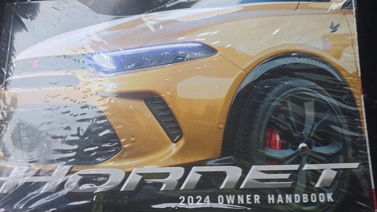 2024 Dodge Hornet R/T Plus EAWD, 39759, Photo