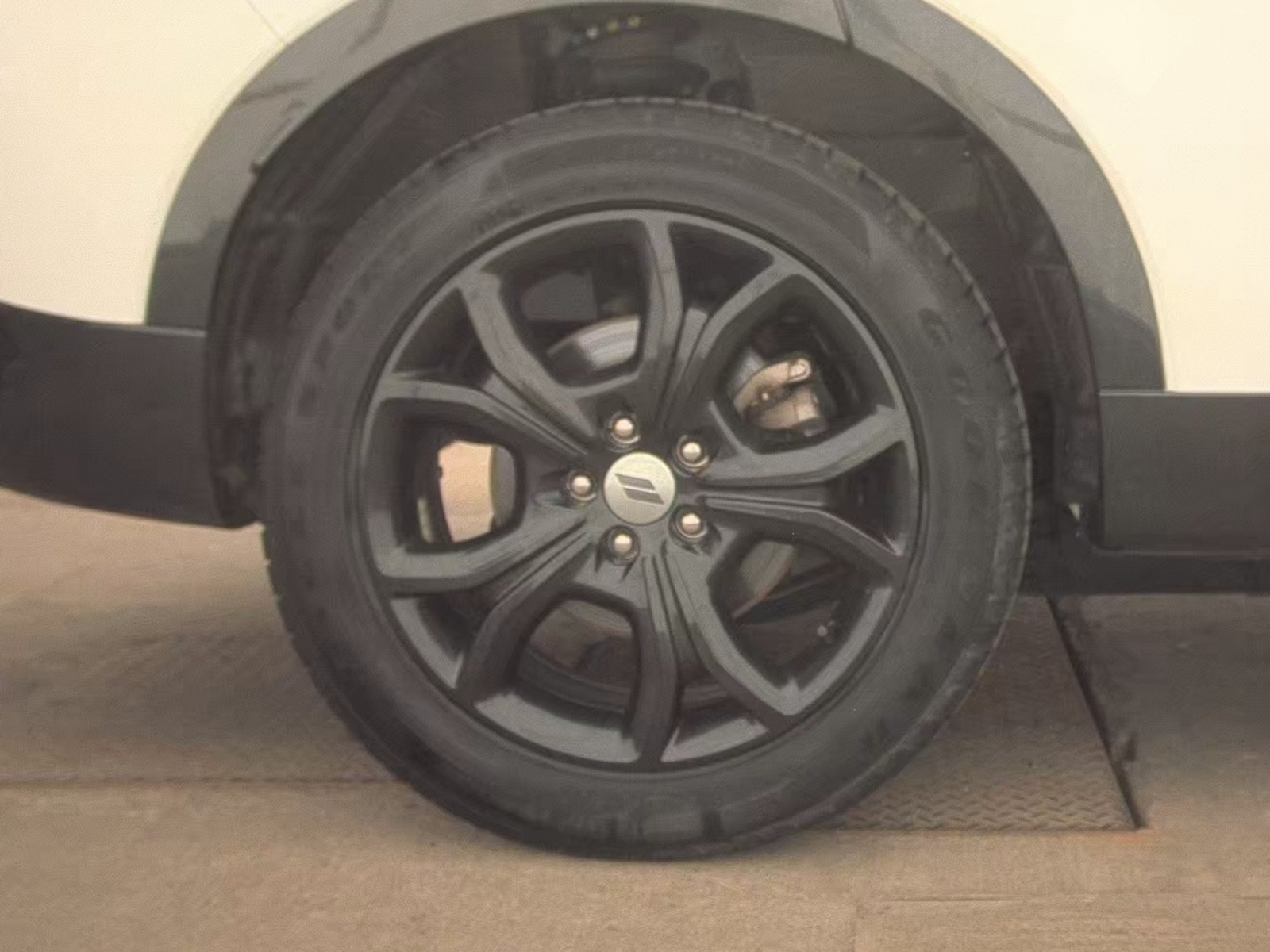 2024 Dodge Hornet R/T EAWD, 39908, Photo