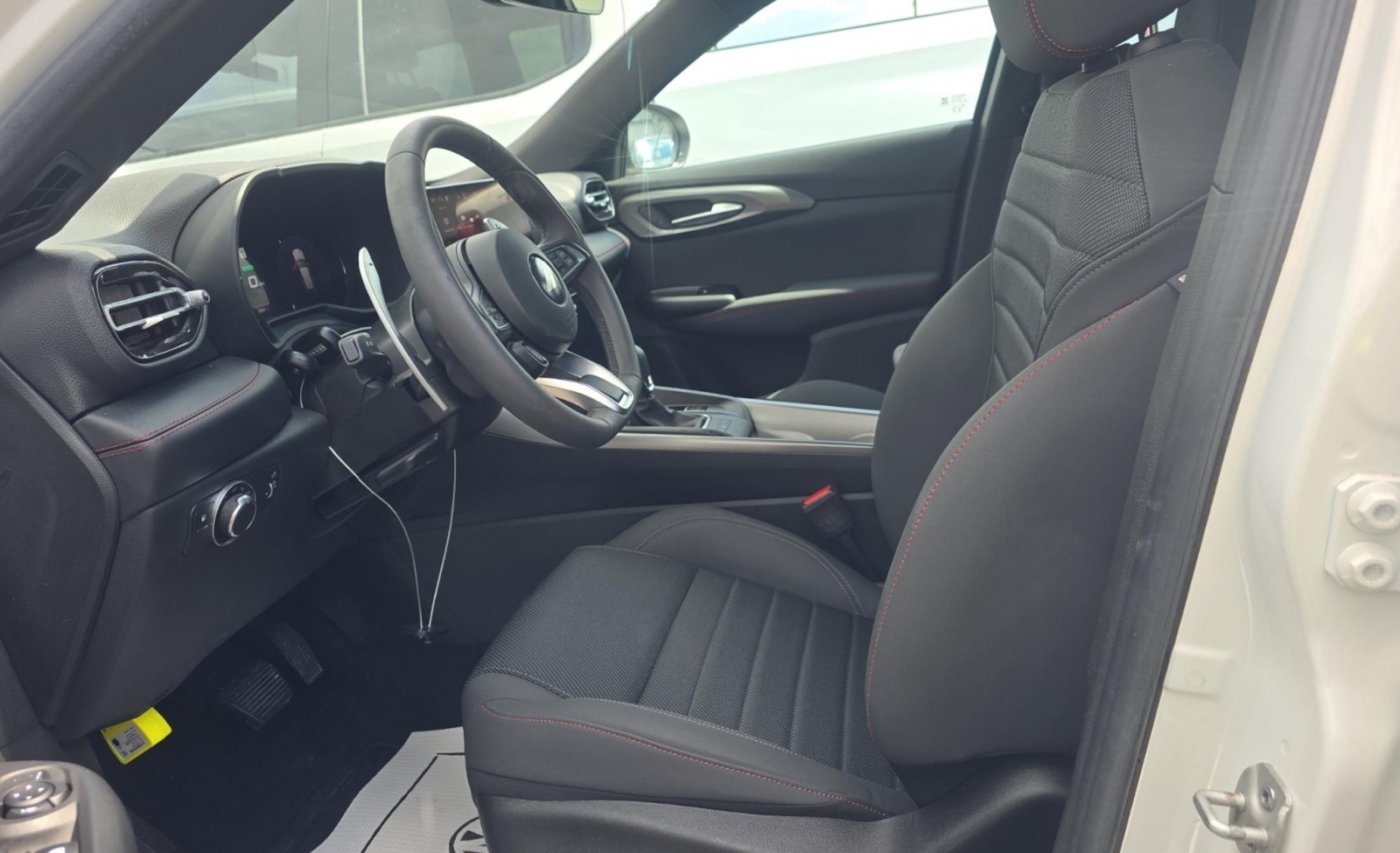 2024 Dodge Hornet R/T EAWD, 39908, Photo